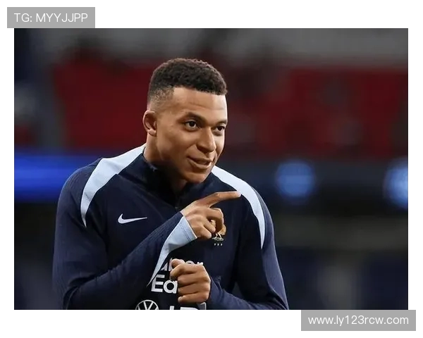 姆巴佩社交媒体分享团结照片期待国家德比再创佳绩